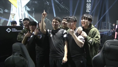 RNG现状：曾拥有一整栋高楼 现在可以立马宣布解散